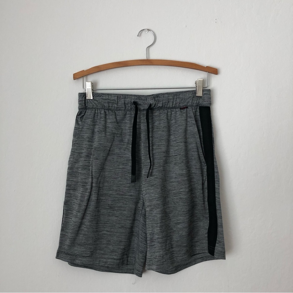 Projek Raw Gray Black Medium Exercise Gym Workout Performance Pocket Tie Shorts